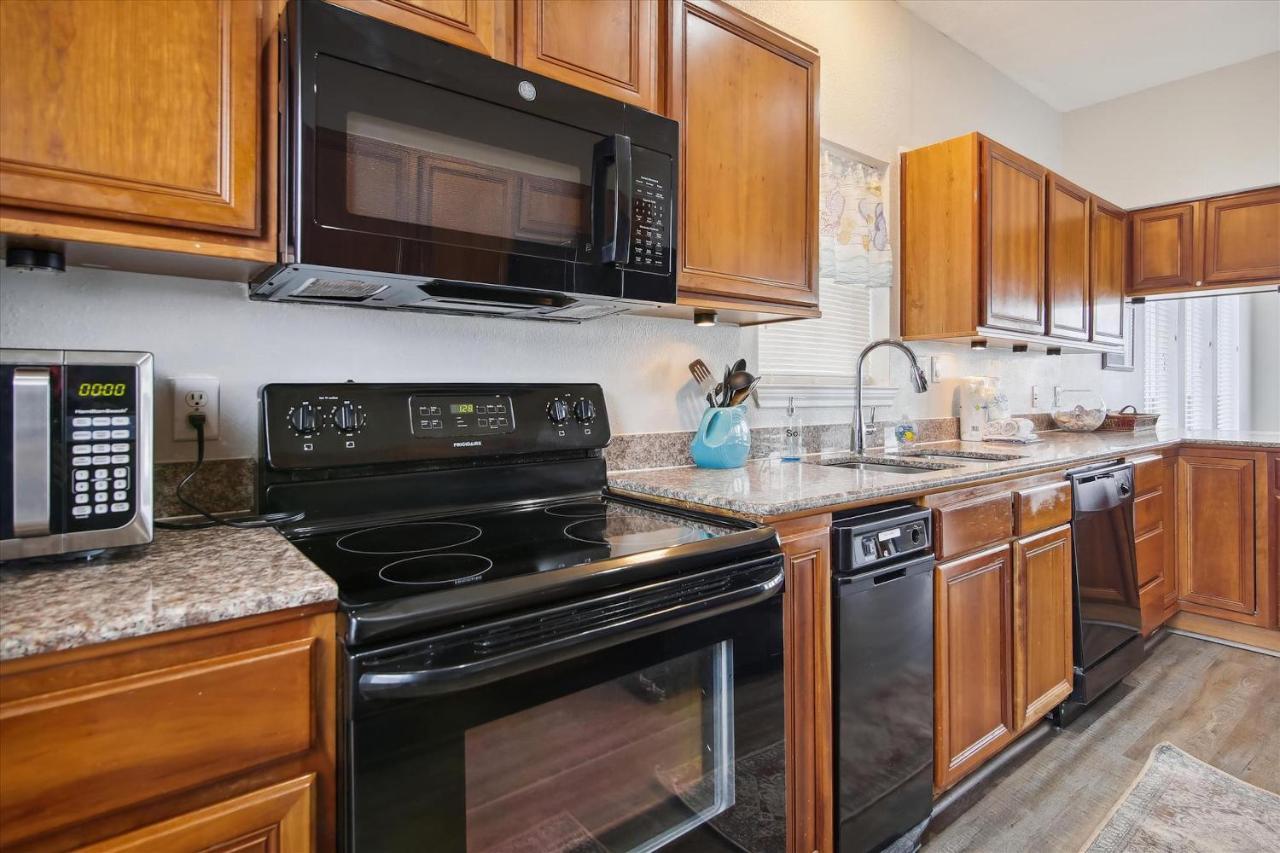 Brannens Beachfront Galveston Exterior photo